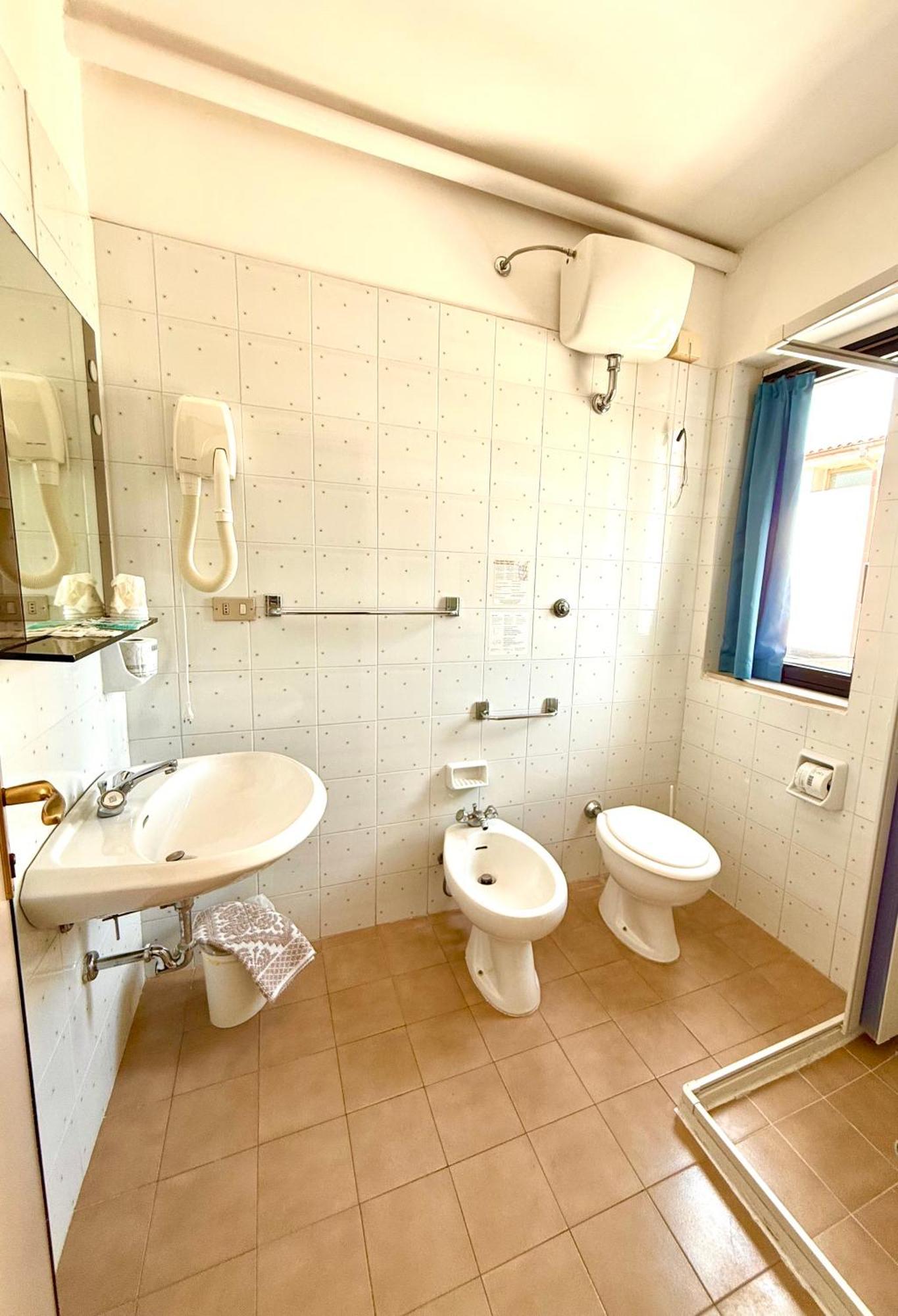 Timiama Hotel 3*
